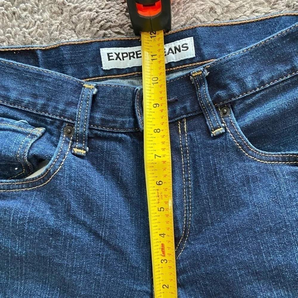 EXPRESS Men’s Rocco Slim Fit Straight Leg Jeans